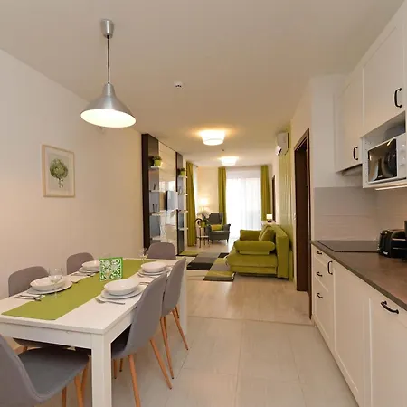Aranymandula Apartmanok Balatonakali Exterior photo