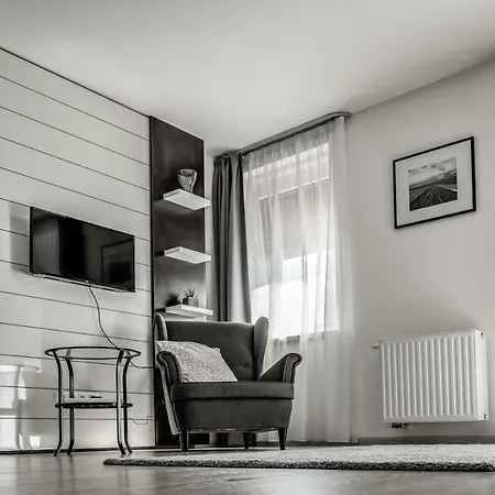 Aranymandula Apartmanok Balatonakali Exterior photo