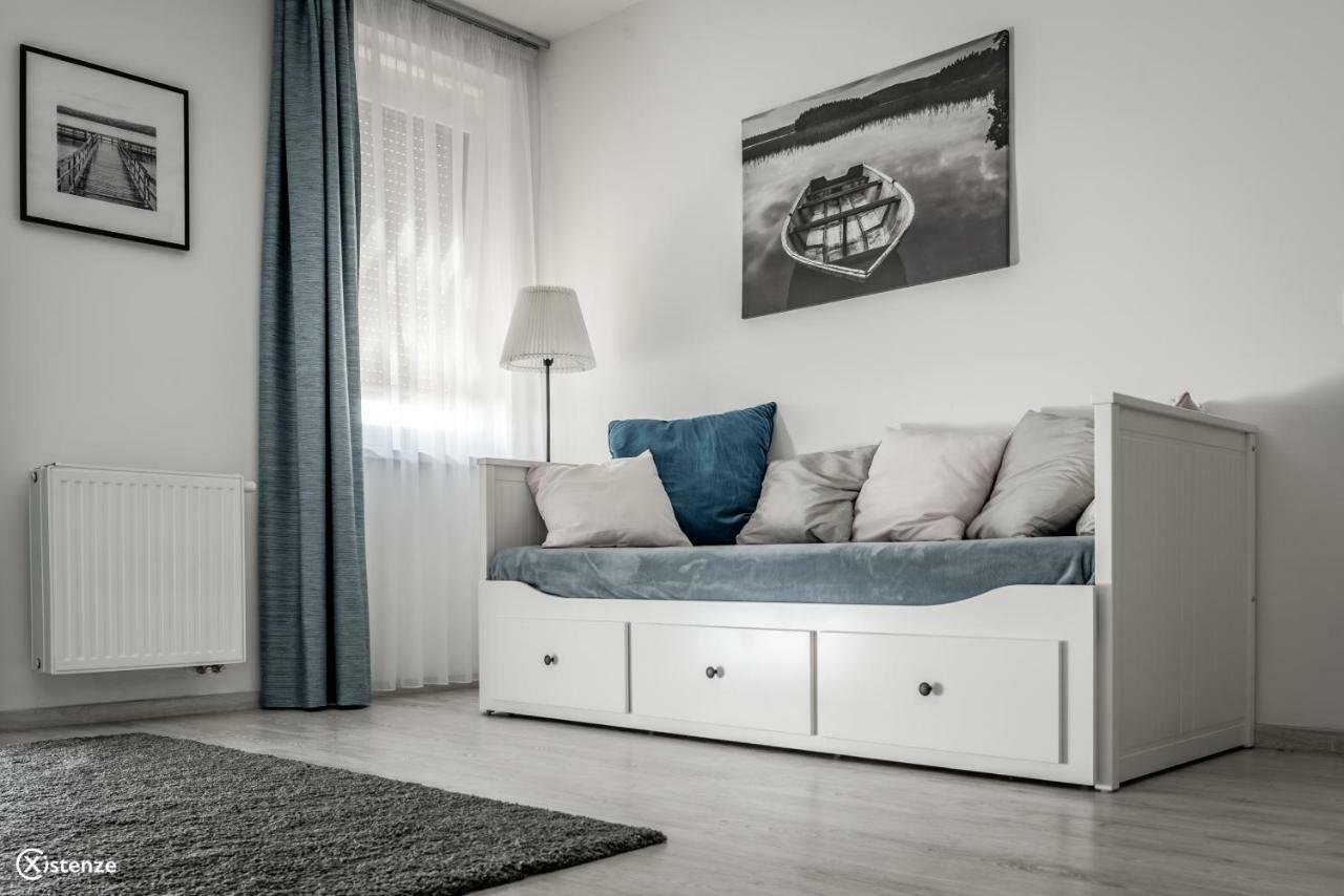Aranymandula Apartment *